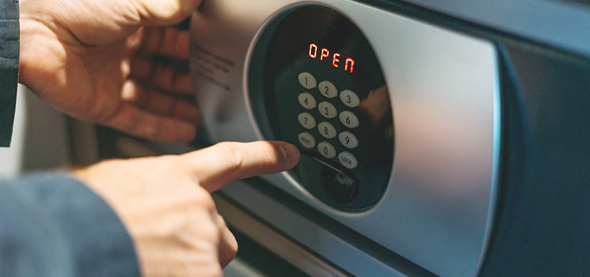 Cash Safe Openers in Oakdale, California